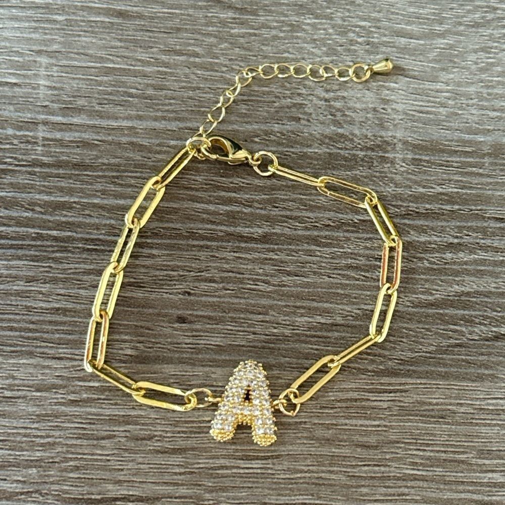 Letter A bracelet N749 - Picture 3 of 5